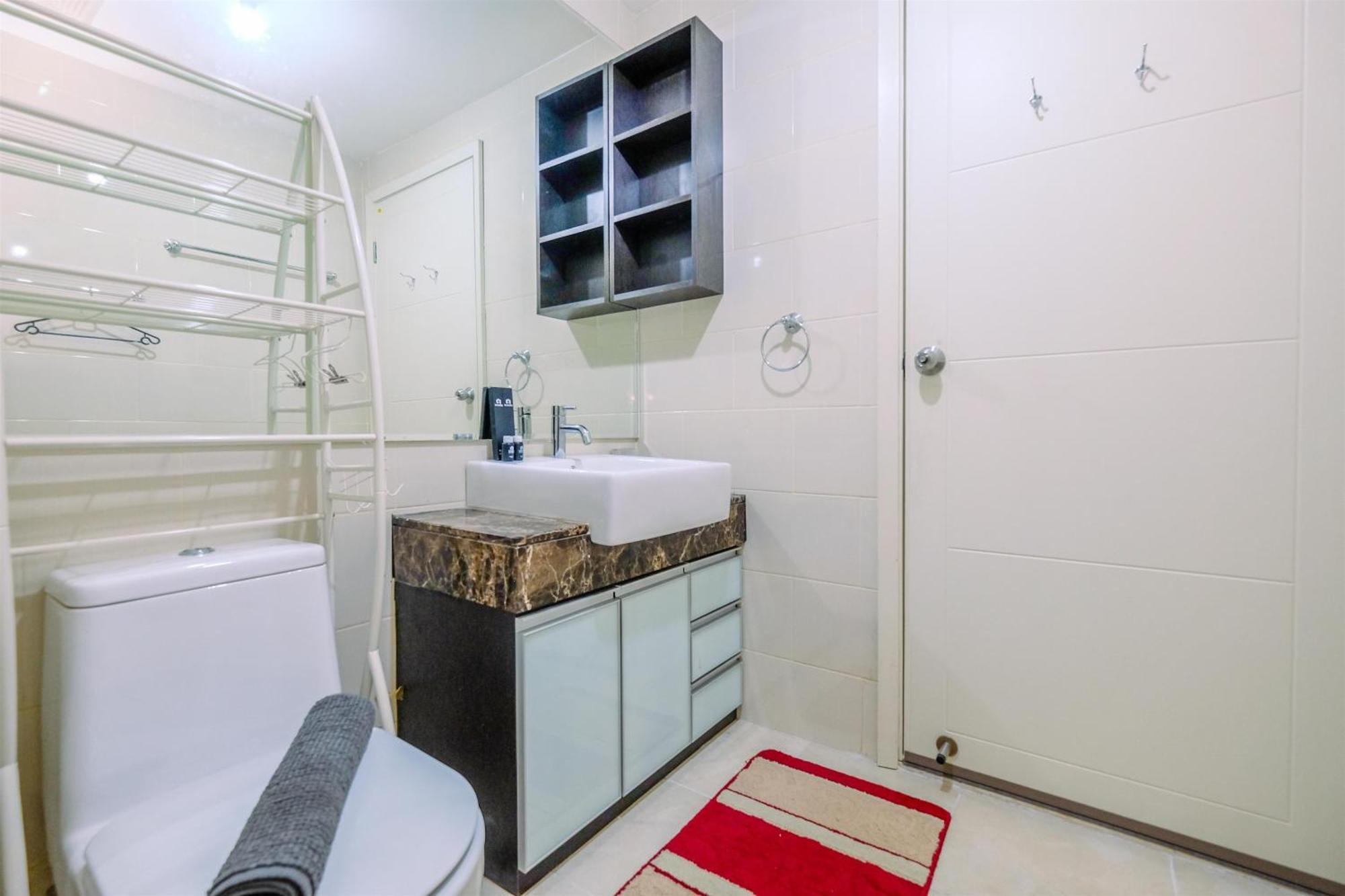 Minimalist 2br At Casa Grande By Travelio